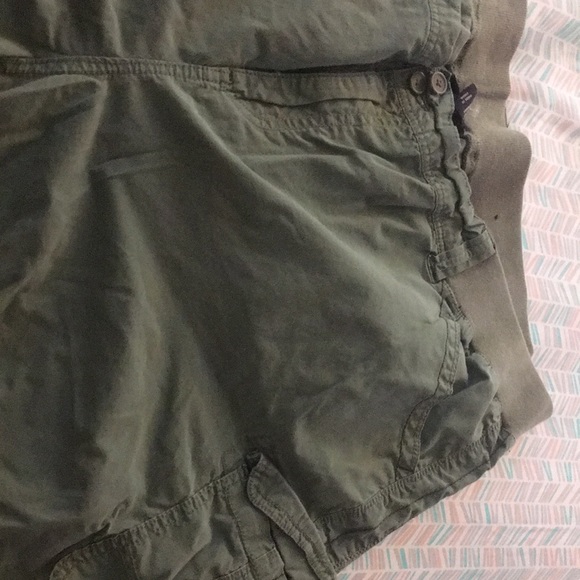 Olive green shorts - Picture 3 of 6